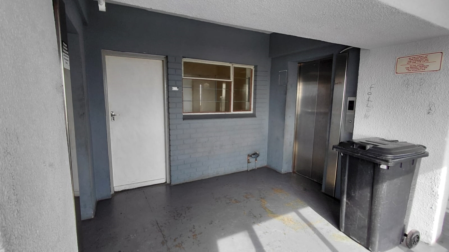 To Let 2 Bedroom Property for Rent in Southernwood Eastern Cape